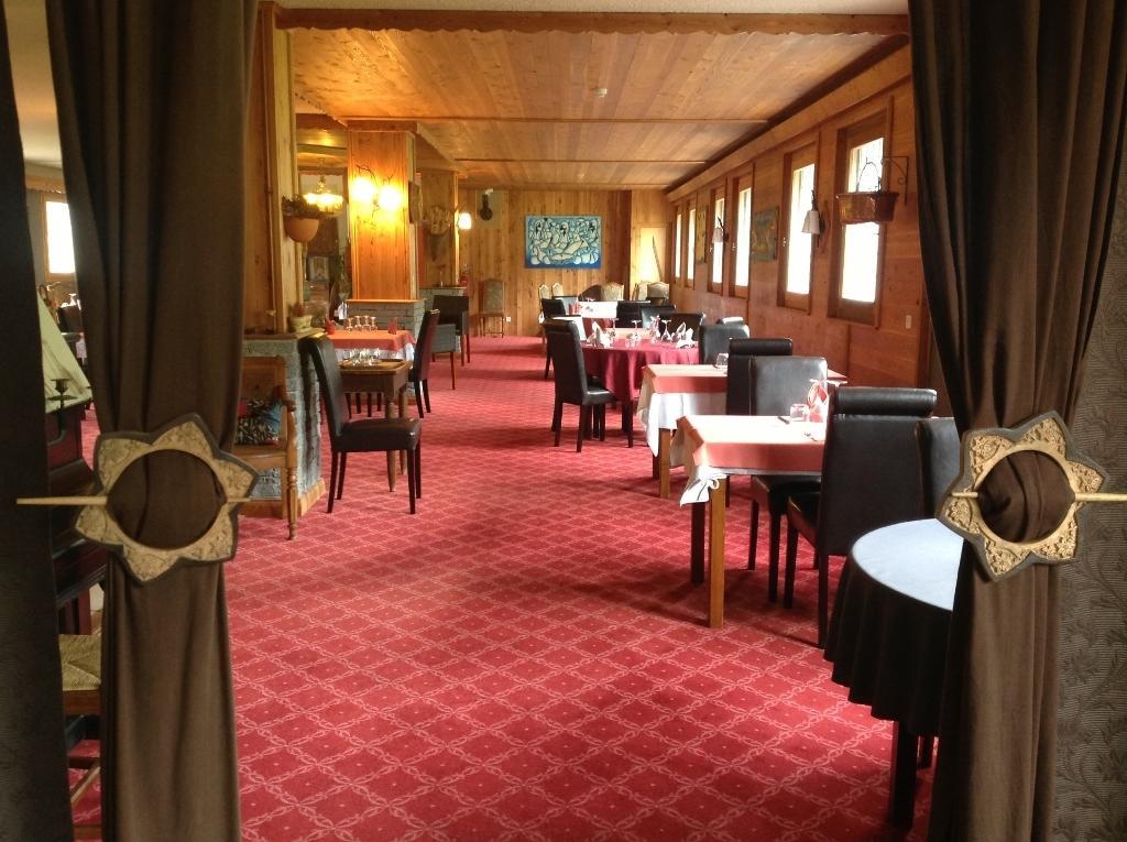 Hotel Le Malamot Ланслебург-Мон-Сени Екстериор снимка